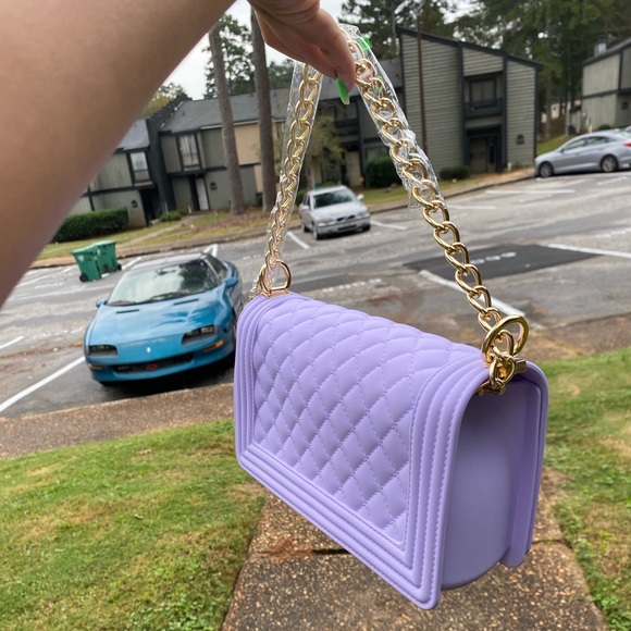 Lavender pastel purse with gold chain - Picture 2 of 2